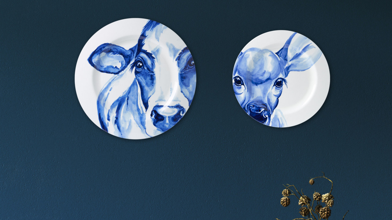 Handgeschilderde koe en hert van Heinen Delfts Blauw
