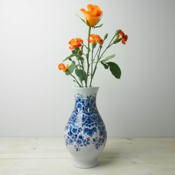 Handbeschilderd Bloemenvaas glad bloemmotief met verse bloemen Heinen Delfts Blauw