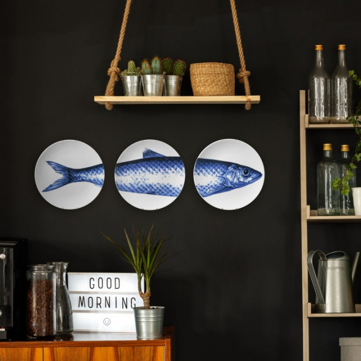 Delfts blauwe borden met Vis set van 3 aan de muur Heinen Delfts Blauw