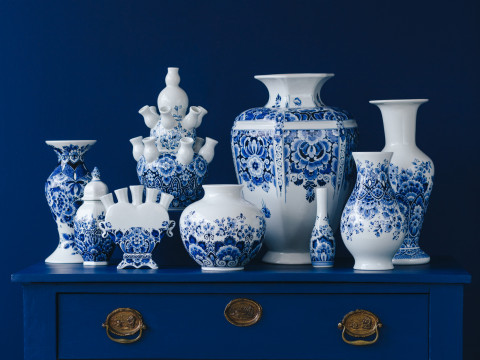 Diversen handbeschilderde delfts blauwe vazen groot en klein Heinen Delfts Blauw