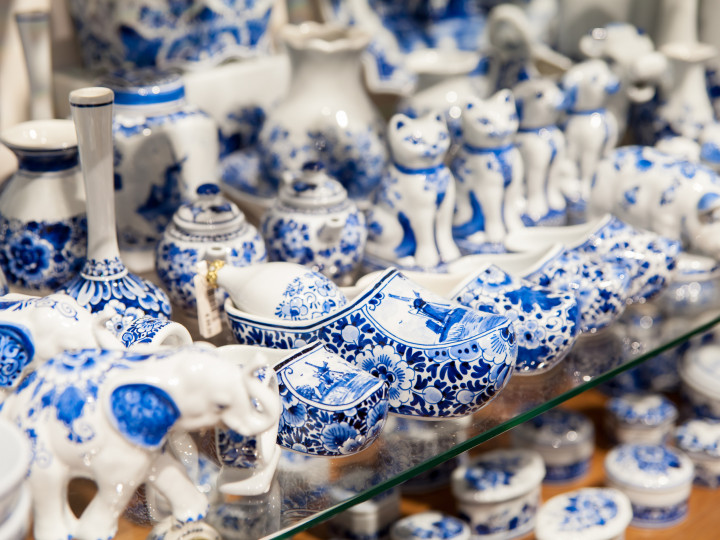 Handbeschilderde Delfts blauwe diertjes, klompen, vaasjes en pillendoosjes Heinen Delfts Blauw