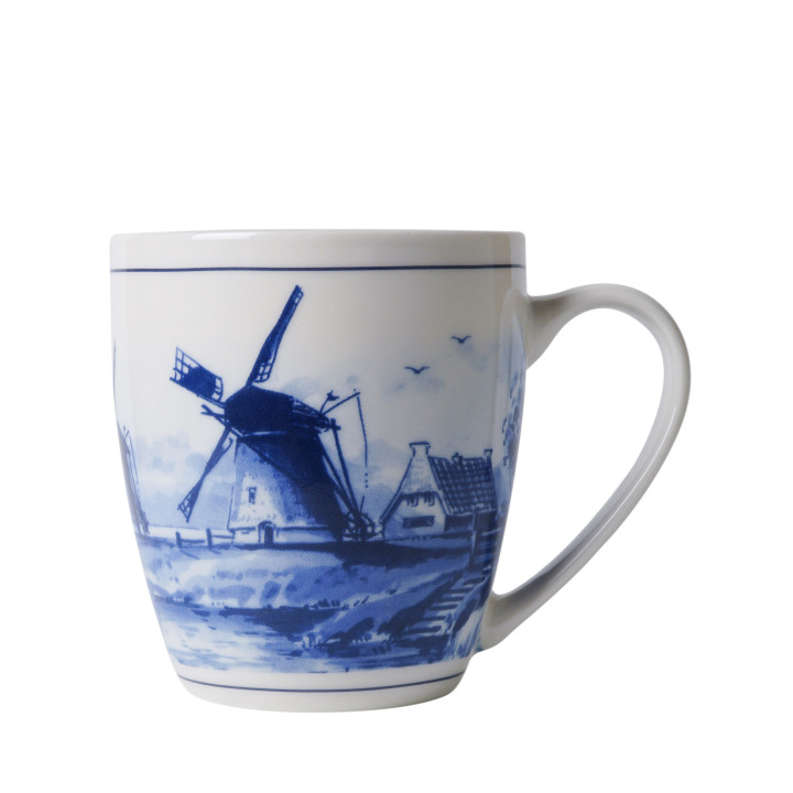 Delfts blauwe koffiemok met molen landschap.