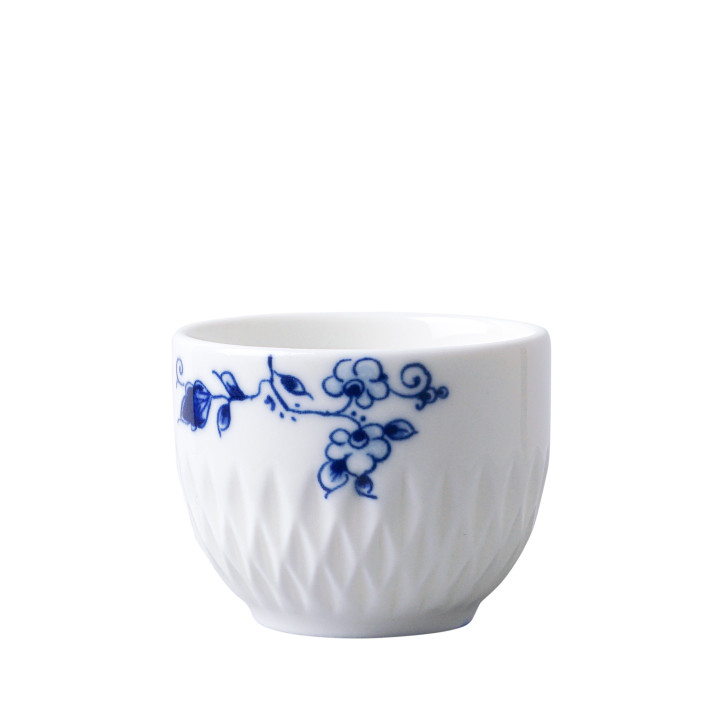 Blauw Vouw eierdopje van wit porselein met Delfts blauwe bloem